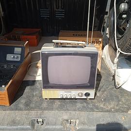 televisore telefunken vintage