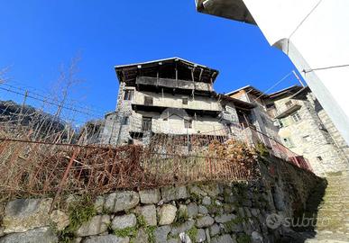 CASA SEMINDIPENDENTE A CAMPIGLIA CERVO