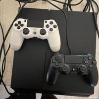 Ps4 500 G slim perfetta, con giochi e 2 joypad
