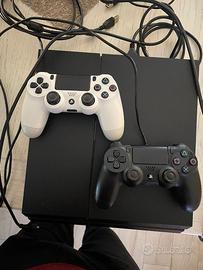 Ps4 500 G slim perfetta, con giochi e 2 joypad