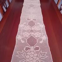 Centrotavola runner fatto a mano