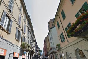 Bilocale con balcone Lecco libero subito