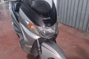 Suzuki burgman AN 250 del 2003
