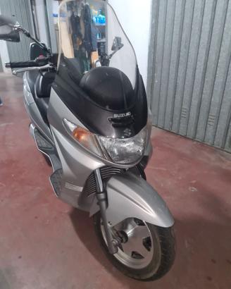 Suzuki burgman AN 250 del 2003