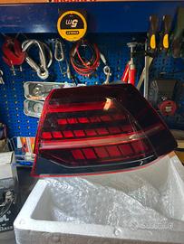 Faro posteriore dx golf 7.5 restyling