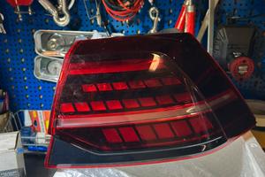 Faro posteriore dx golf 7.5 restyling
