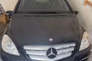 Autovettura Mercedes classe b