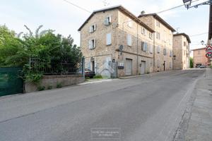 CASA SEMINDIPENDENTE A MARANO SUL PANARO