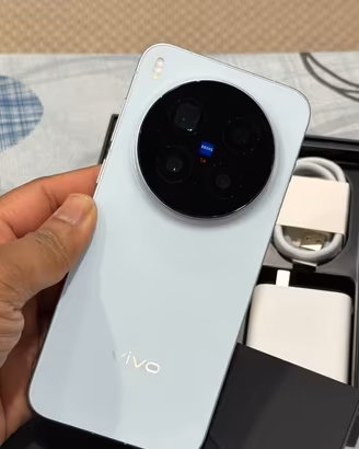 Vivo X300 pro import 16/1 Terra bianco