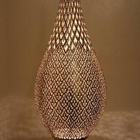 Lampada da tavolo in ottone realizzata a mano