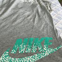 Maglietta Nike da donna a maniche corte