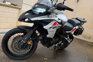 Benelli TRK 502x