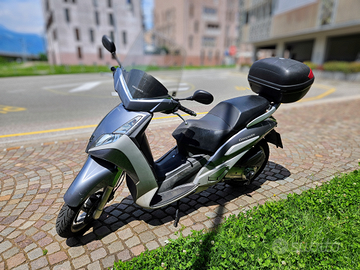 Peugeot Geopolis 250