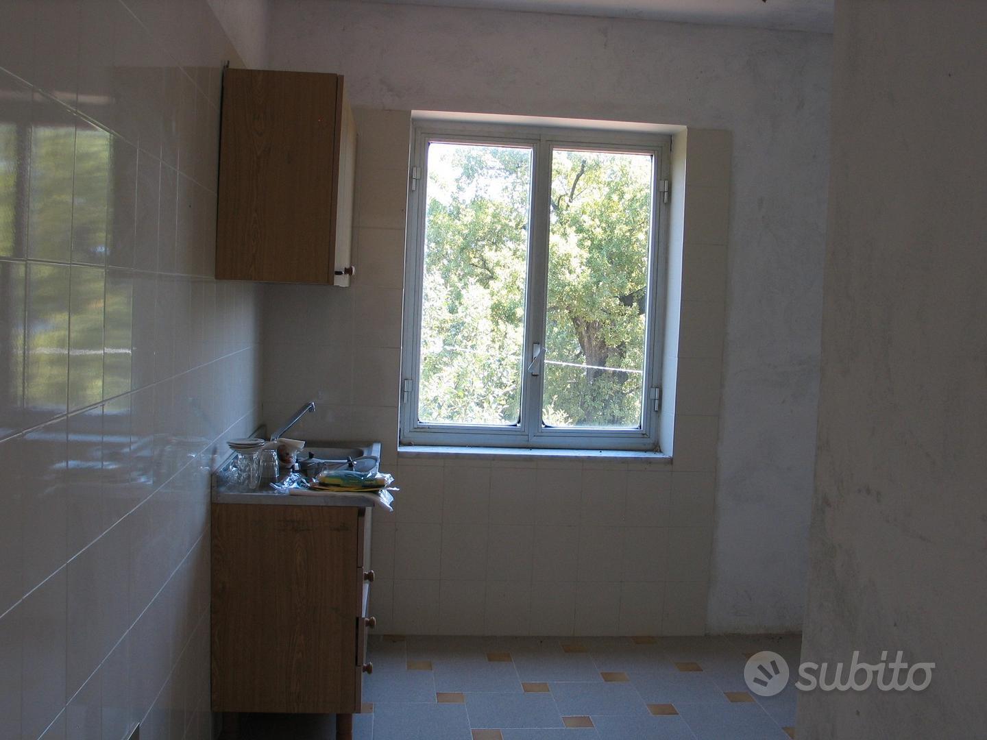 Terreno con casa da ristrutturare - Vista 4