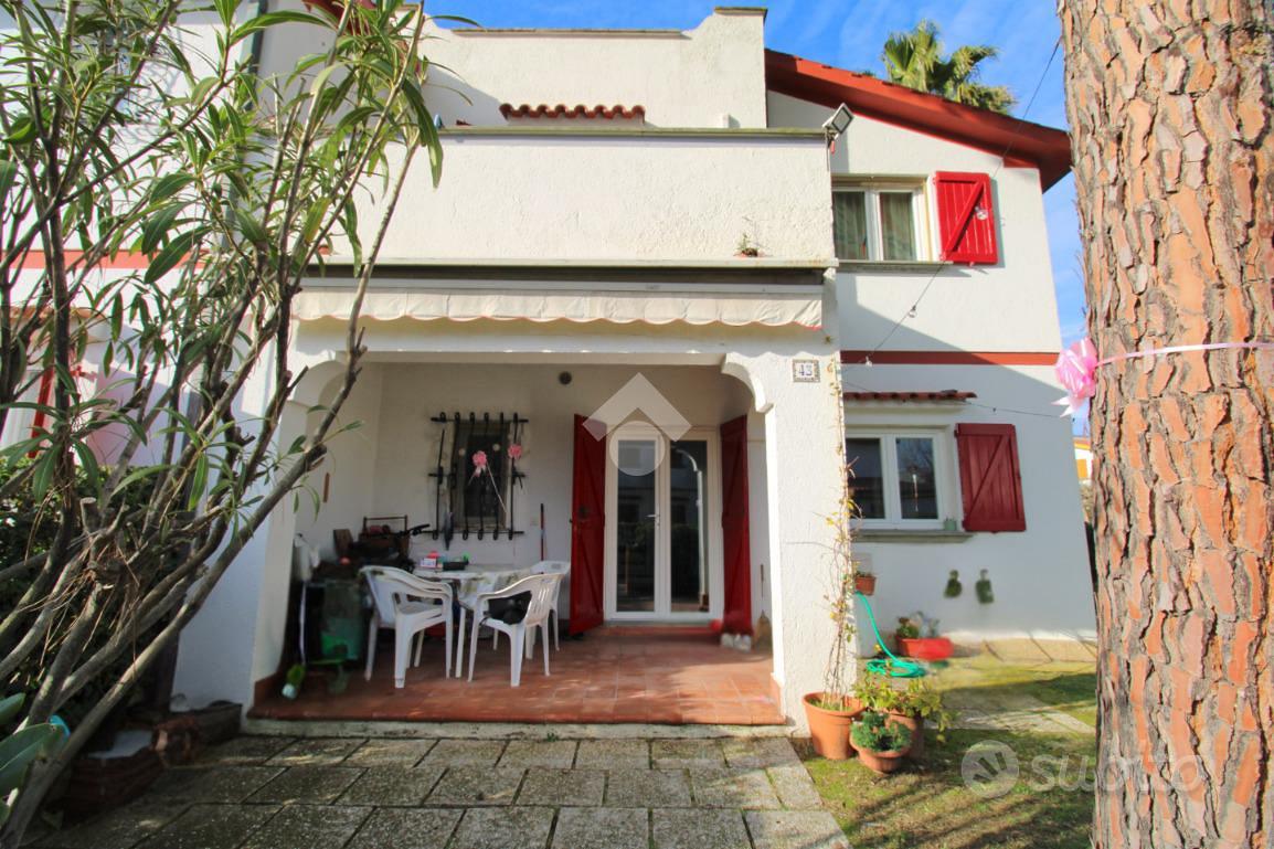 VILLA A SCHIERA A PORTO RECANATI - Vista 2