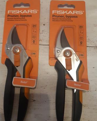 Kit forbici giardino Fiskars