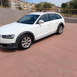 AUDI A4 OLLROAD -GANCIO TRAINO