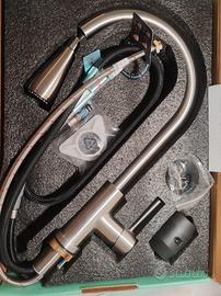 Rubinetto cucina Forious con doccetta estraibile ,