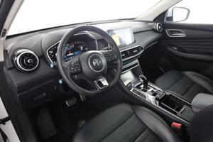 MG EHS Plug-in Hybrid Luxury