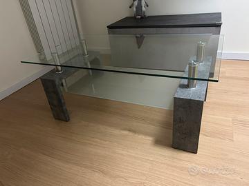 Tavolino basso in vetro da salone