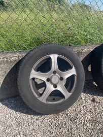 Penumatici inv. Nokian 175/65 r14 8t +cerchi lega