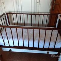 Lettino con Sponde e cassettiera