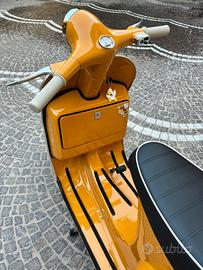 Vespa 50