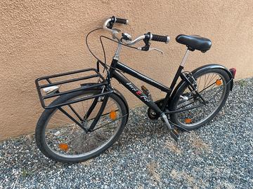 Bicicletta vintage da panettiere