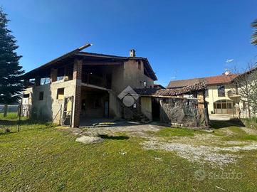 CASA SEMINDIPENDENTE A MISSAGLIA