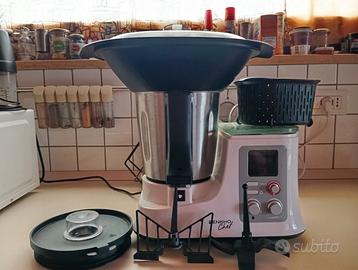 Robot cucina con cottura
