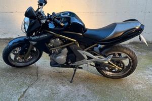 Kawasaki ER 6N - 2005