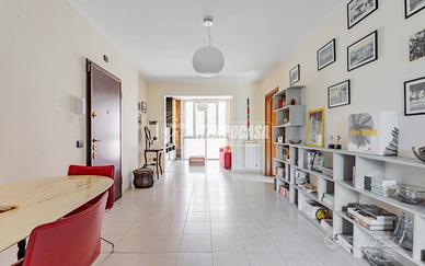 Casal Brunori - Quadrilocale con Posto Auto copert