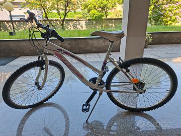 Bicicletta Mountain Bike Bambino/a 26