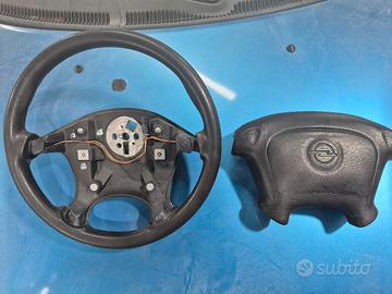 Opel tigra A prima serie ricambi vari. Chiedete