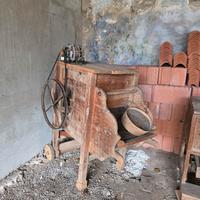 Antiquariato Agricolo: Coppia di macchinari rari