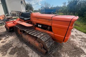 Trattore Fiat 605 C  rimesso tutto a nuovo
