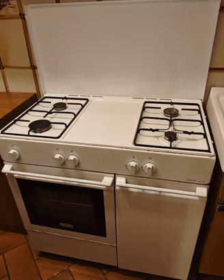 Cucina a gas con forno