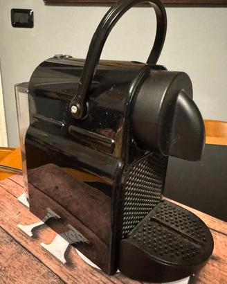 NESPRESSO MACCHINA CAFFE' COMPATTA
