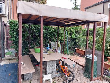 Gazebo in ferro