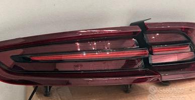 Gruppo ottico porsche macan gts