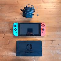Nintendo Switch rosso/blu + microSD 64GB