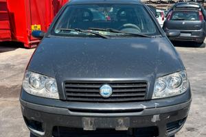 Fiat Punto 188 Fanalona 1.3 Multijet PER RICAMBI