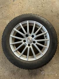 Gomme invernali 205/60/R16. 92H con cerchi