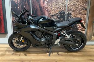 Honda CBR 650 R 35 kW - Garanzia ufficiale