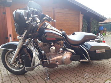 Harley davidson elettra glide