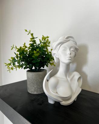 Statuetta volto donna elegante