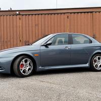 Alfa 156 GTA 3.2 manuale, berlina tetto apribile.