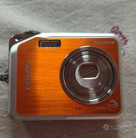 Finepix v10