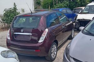 Lancia y