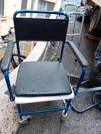 sedia comoda per anziana o disabili usato